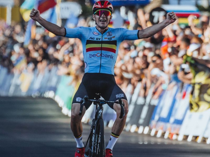 Accoppiata: Tarmac SL7 e Remco Evenepoel, Campione del Mondo di ciclismo 2022